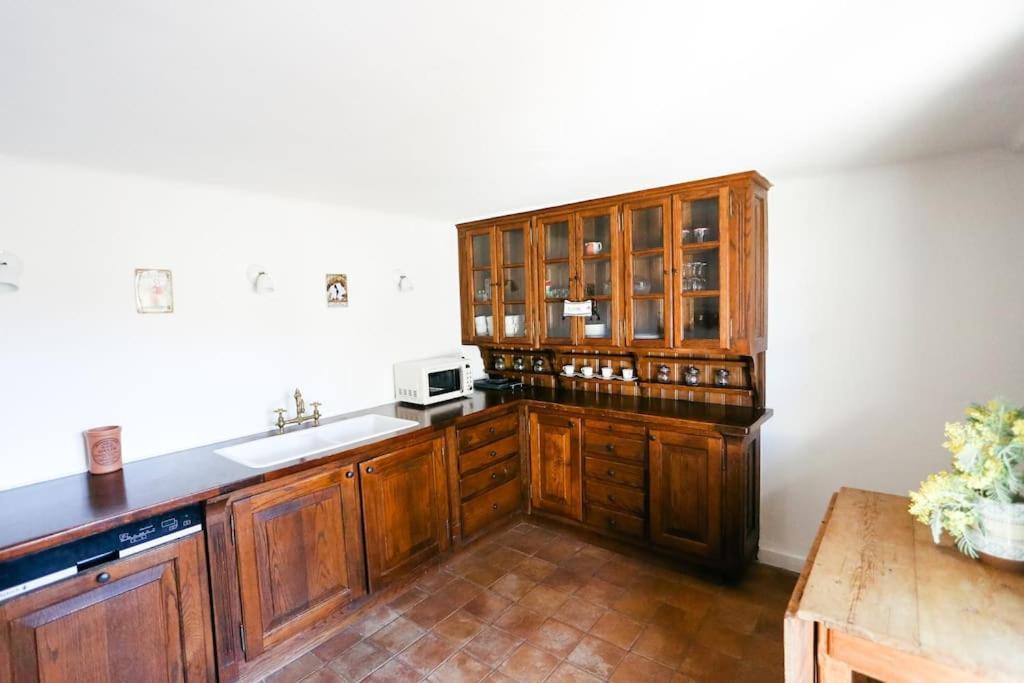 Valbonne Village House With Ac & Sunny Roof Terrace Buitenkant foto